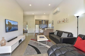 Ironbark Villa 6